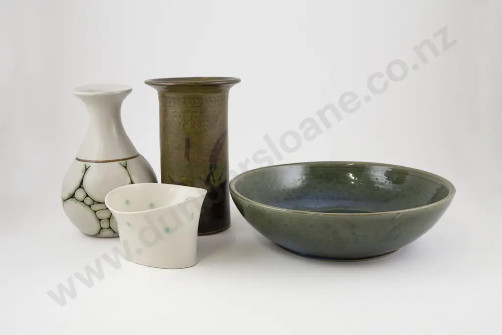 Horokiwi Shallow Bowl Image 1++