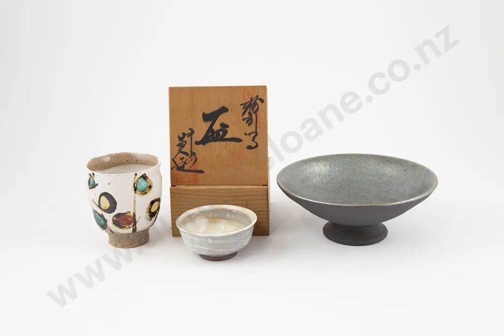 Boxed Japanese Wine Bowl Image 1++