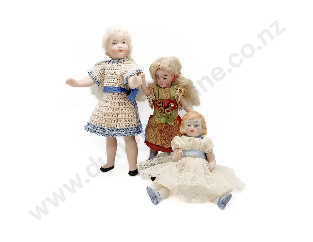 Three Tiny All Bisque Dolls Image 1++