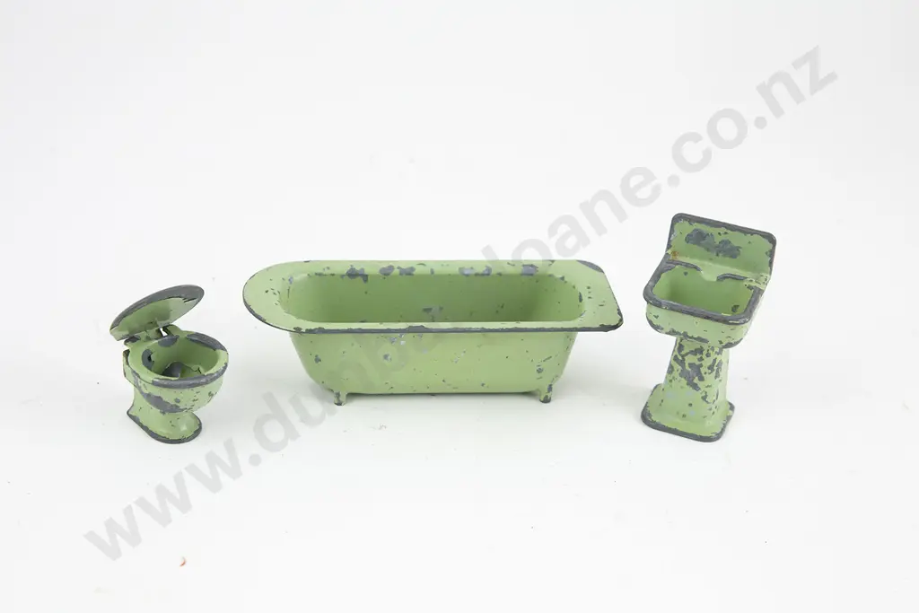 Made in England (Crescent) Diecast Bathroom Set Image 1++