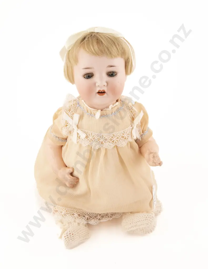 Porzellanfabrik Mengersgereuth Bisque Character Baby Doll Image 1++
