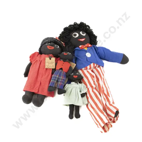 Three NZ Robin Rive Golly's