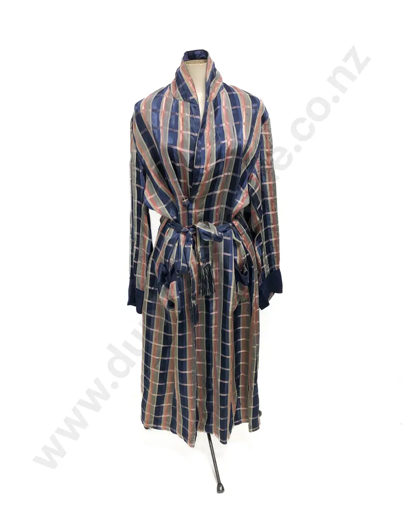 1950s Satin Gent's Dressing Gown Image 1++