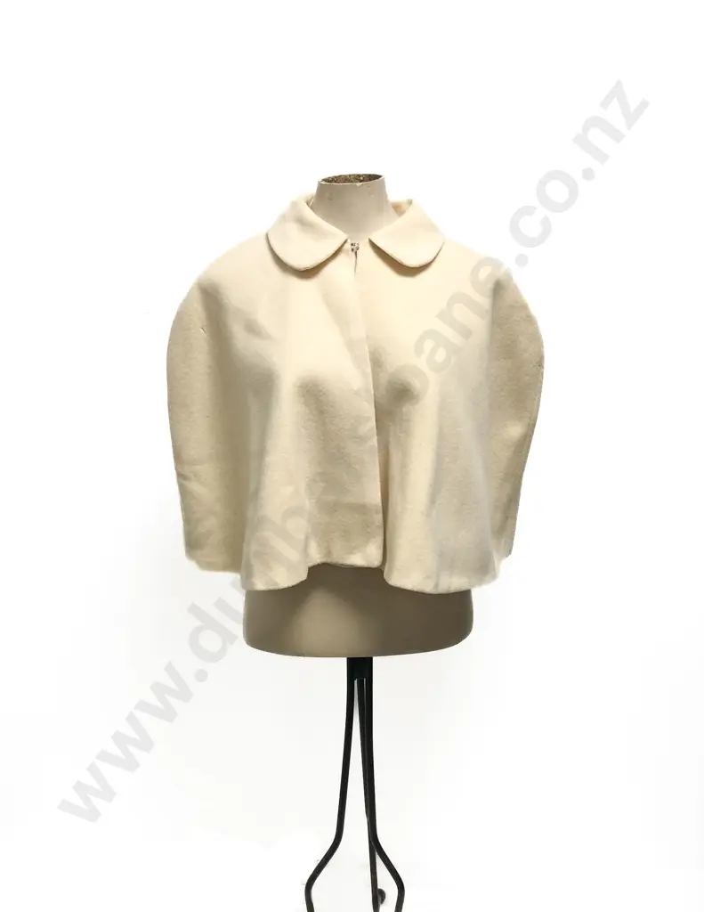 1930s Cream Wool Short Evening Cape Image 1++