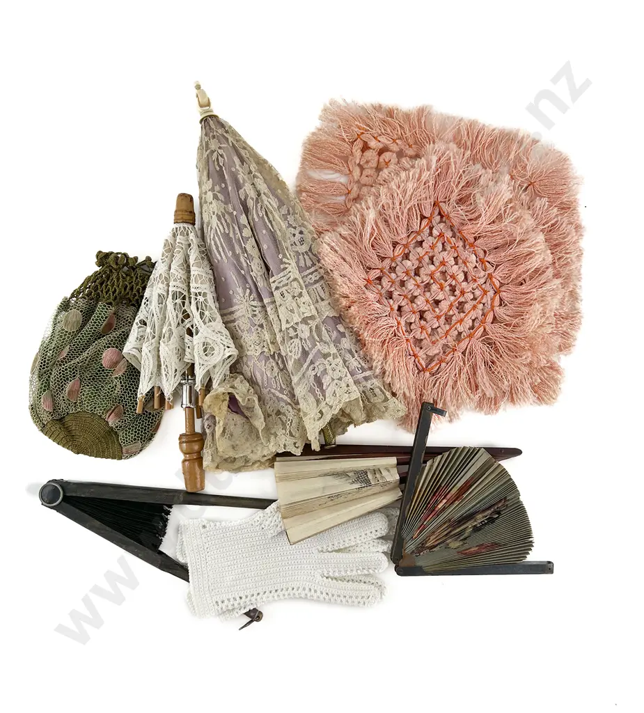 Victorian Lace Parasol Image 1++