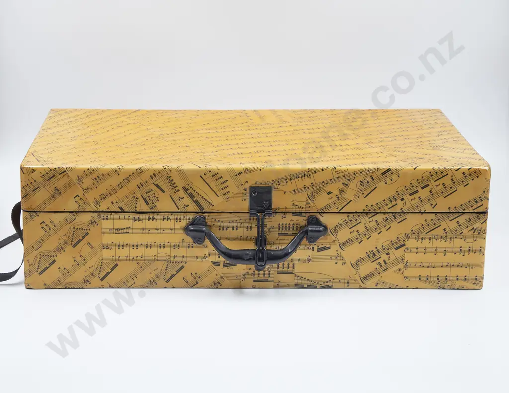 Quantity of Millinery Flowers & Ribbons in Storage Box Image 1++