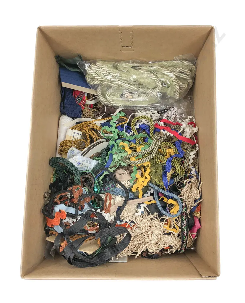 Quantity Mainly Ribbons Image 1++