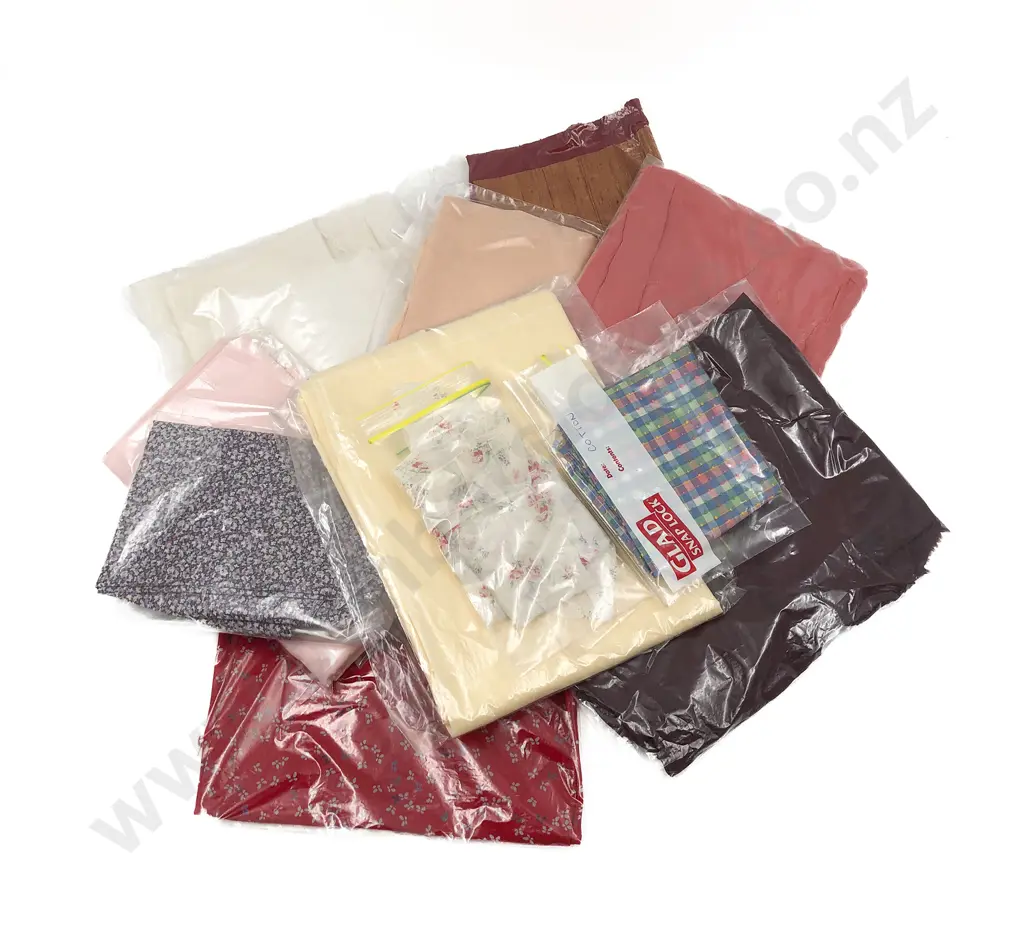 Collection Material Pieces silks and Cottons Image 1++