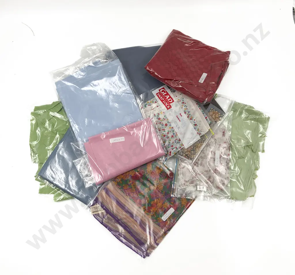 Collection Material Pieces silks and Cottons Image 1++