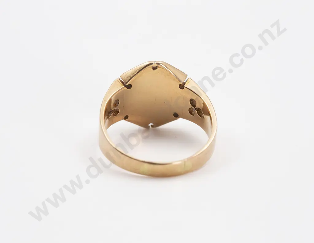 Edwardian 15ct SIngle Carnelian Seal Ring Image 1++