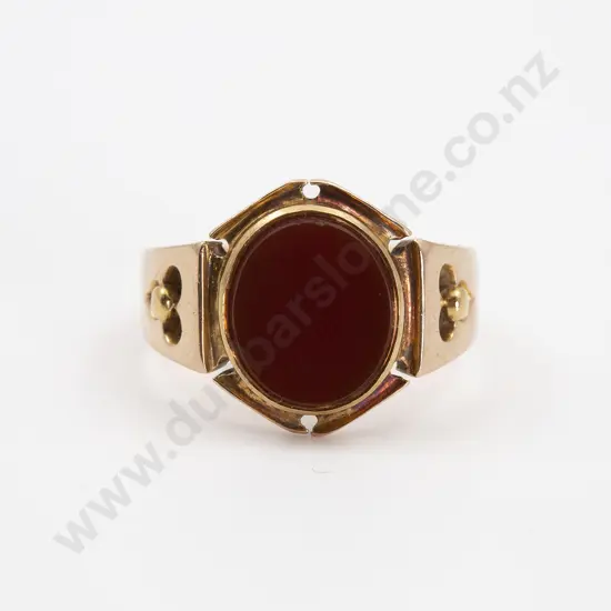 Edwardian 15ct SIngle Carnelian Seal Ring