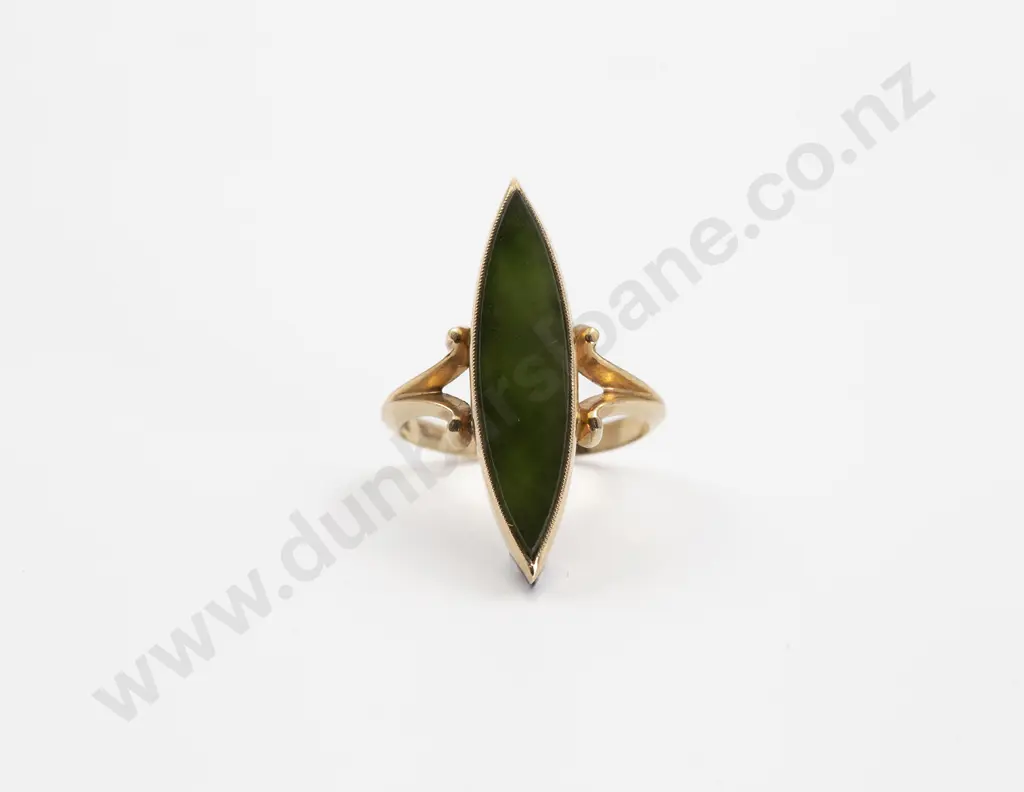 10ct Greenstone Marquise Panel Ring Image 1++