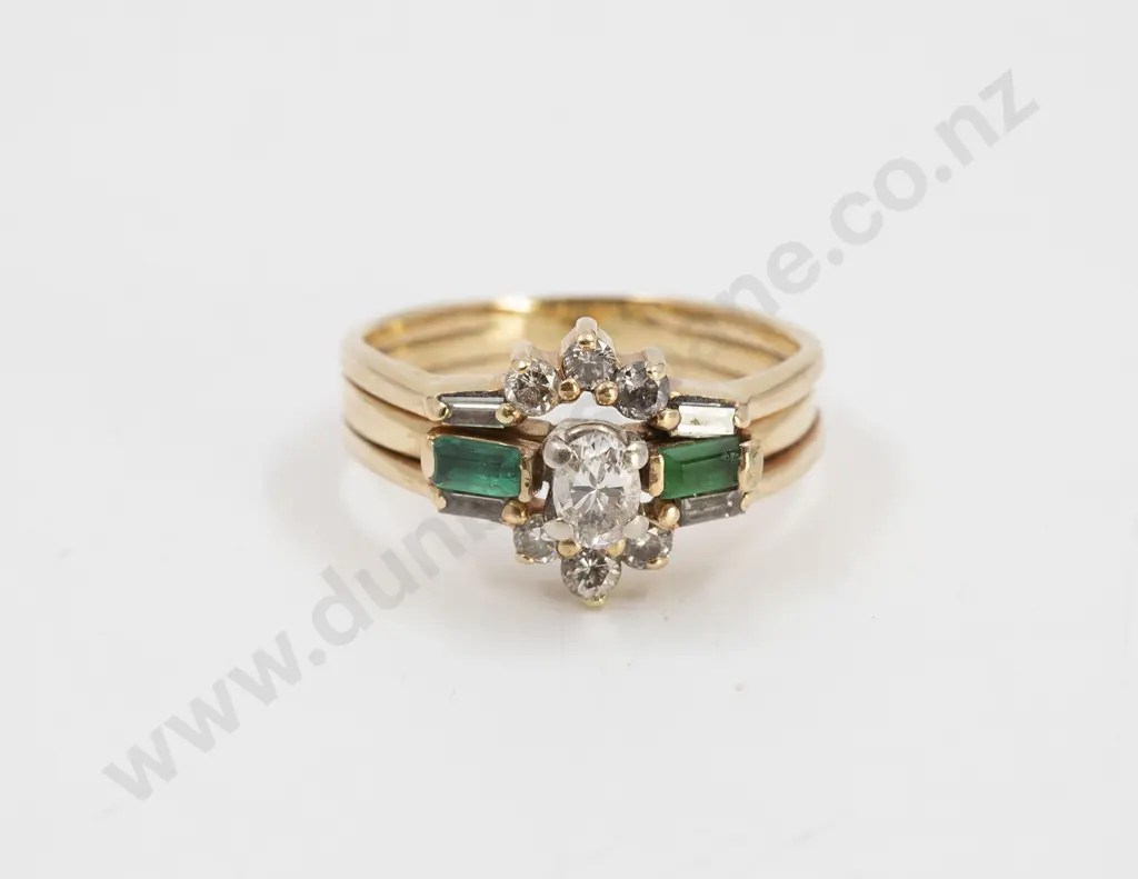 14ct Eleven Stone Diamond and Emerald Ring Image 1++