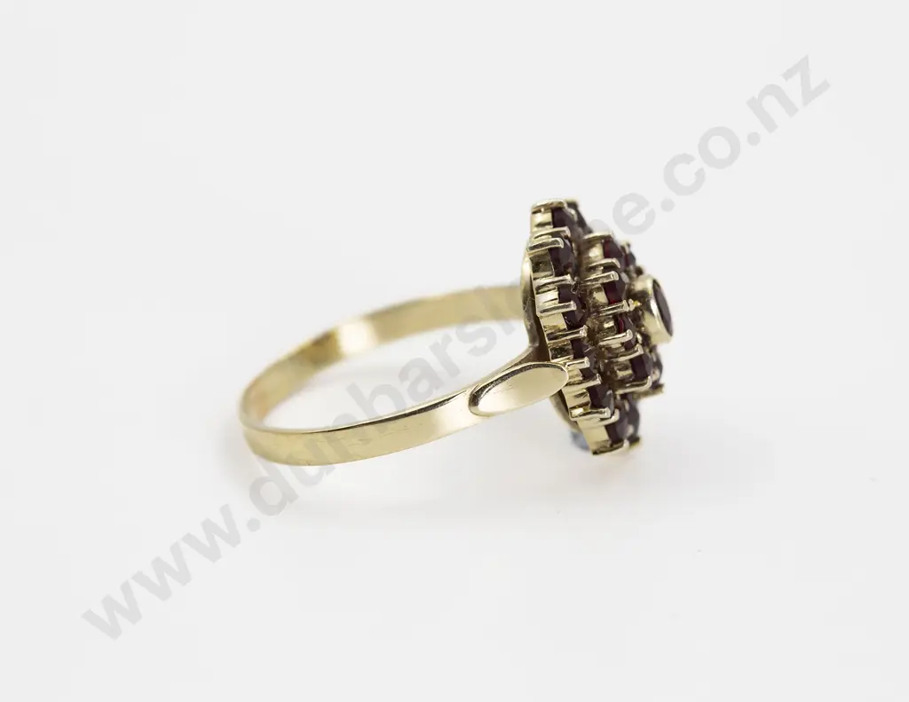 14ct Garnet Cluster Dress Ring Image 1++