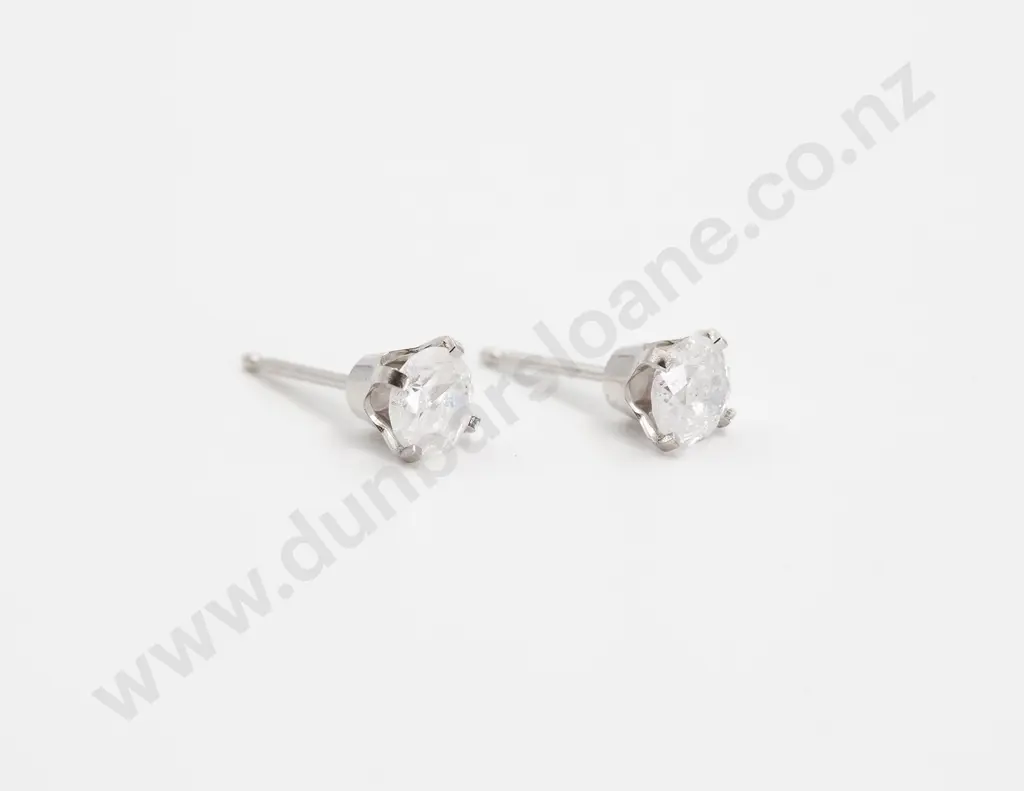 Pair 14ct White Gold Diamond Stud Earrings Image 1++