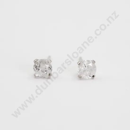 Pair 14ct White Gold Diamond Stud Earrings