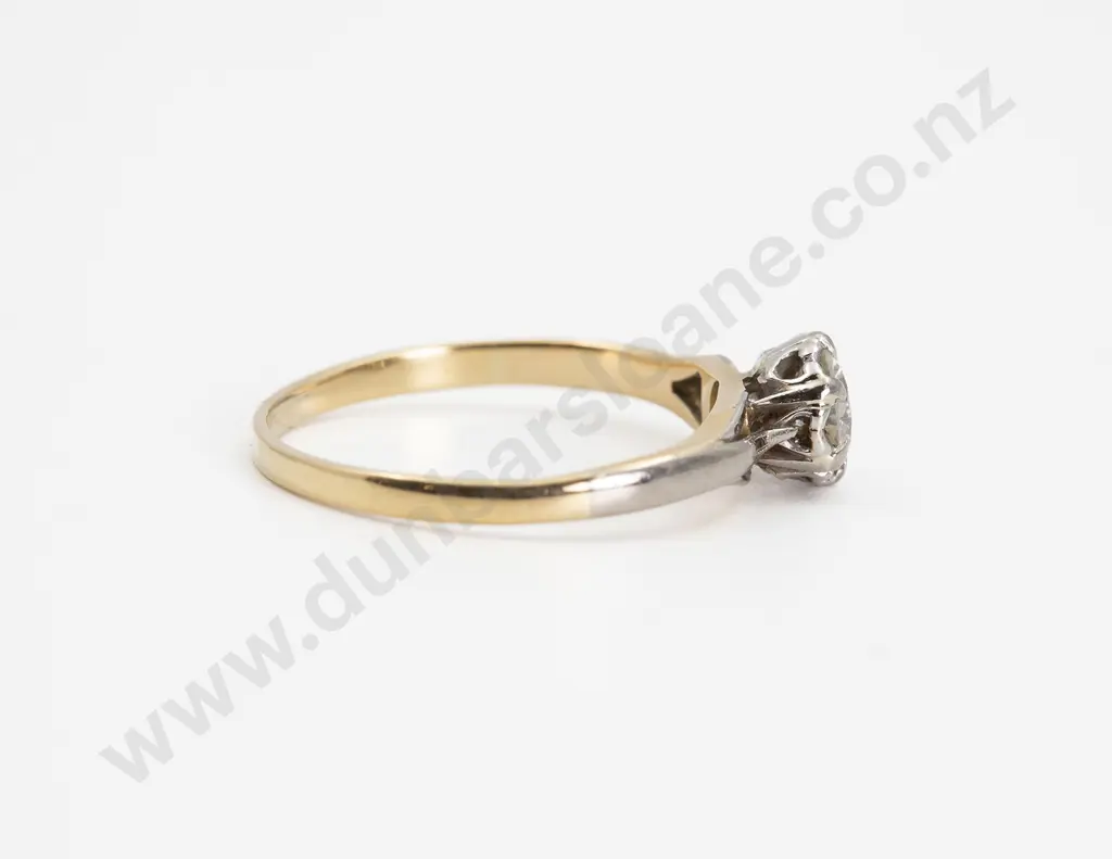 18ct Solitaire Diamond Ring Image 1++