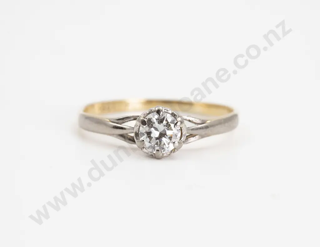 18ct Solitaire Diamond Ring Image 1++