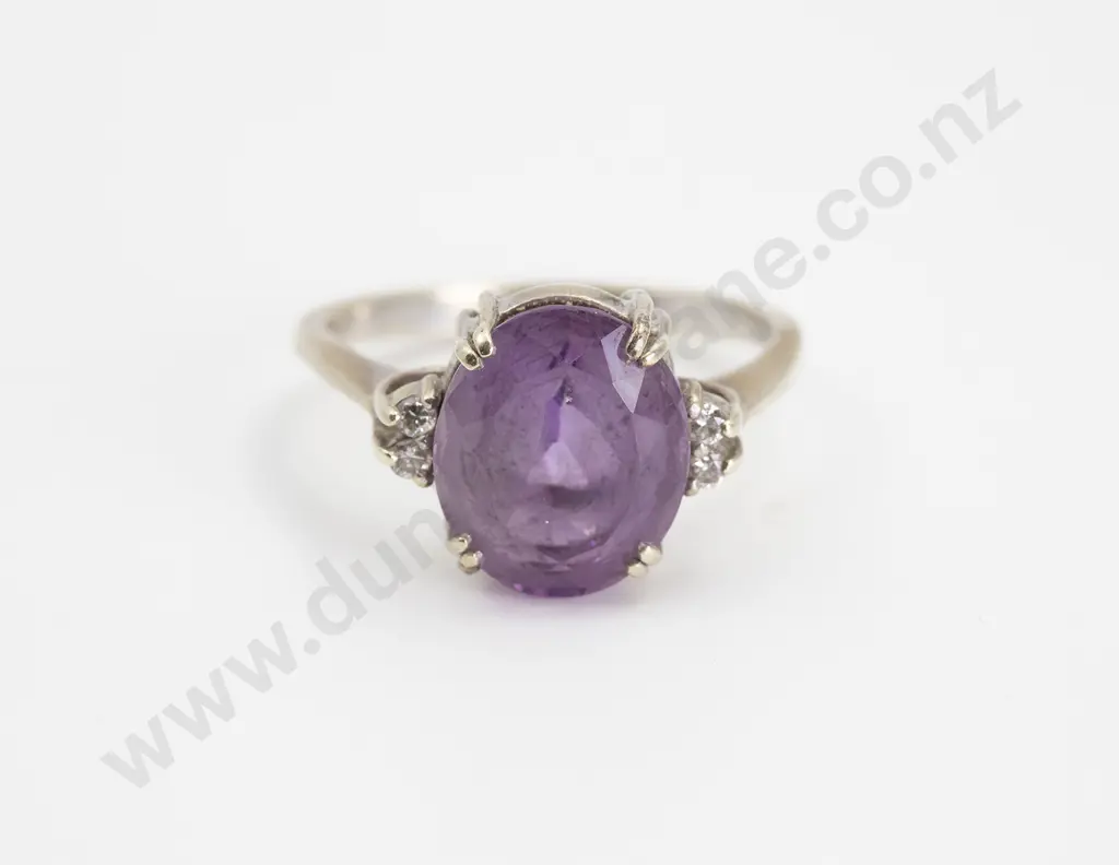 9ct White Gold Single Amethyst RIng Image 1++