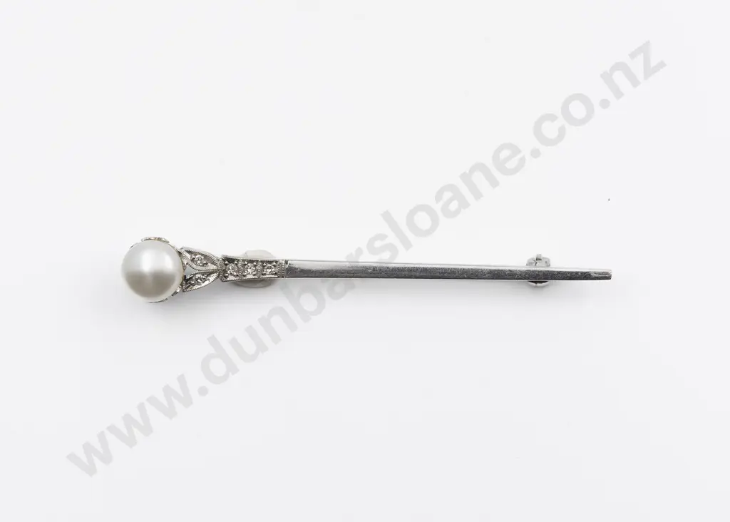 Art Deco 18ct Pearl and Diamond Bar Brooch Image 1++
