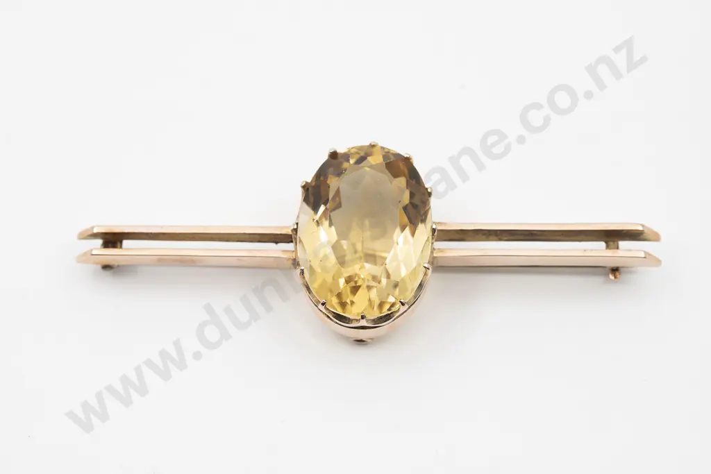 9ct SIngle Stone Citrine Bar Brooch Image 1++