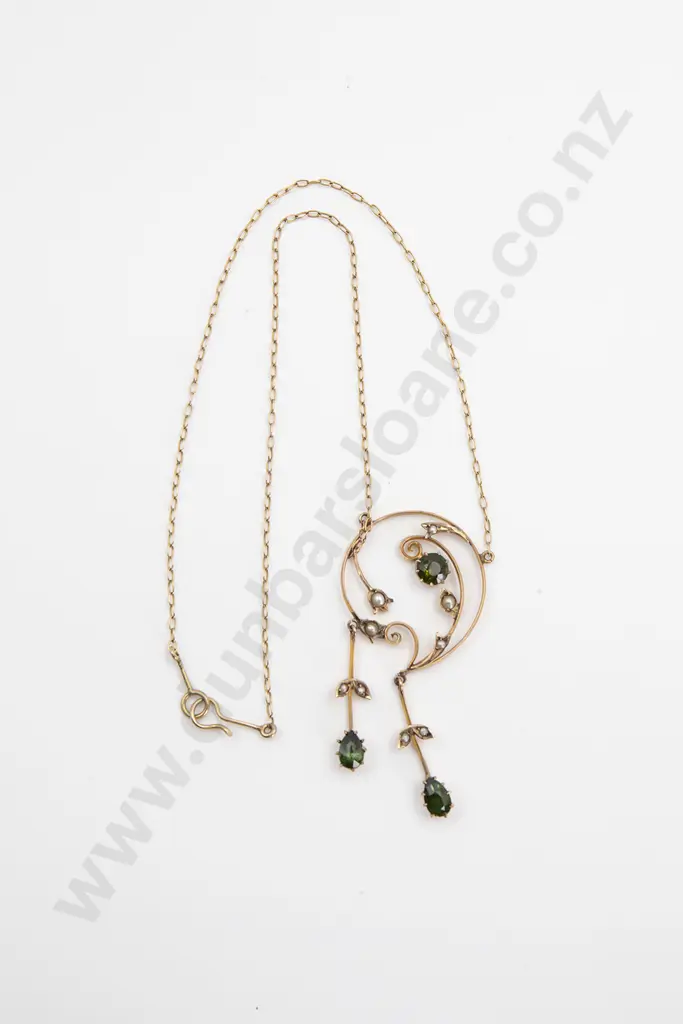 Edwardian 9ct Scroll Pendant Image 1++