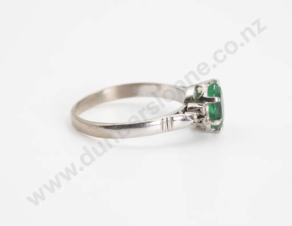 18ct White Gold Seven Stone Emerald and Diamond Ring Image 1++