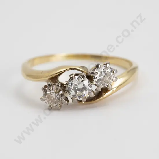 18ct Three Stone Diamond Ring