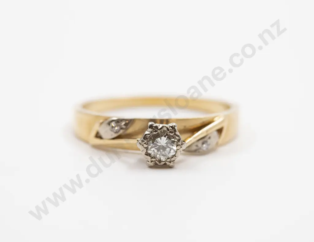 18ct Solitaire Diamond Ring Image 1++