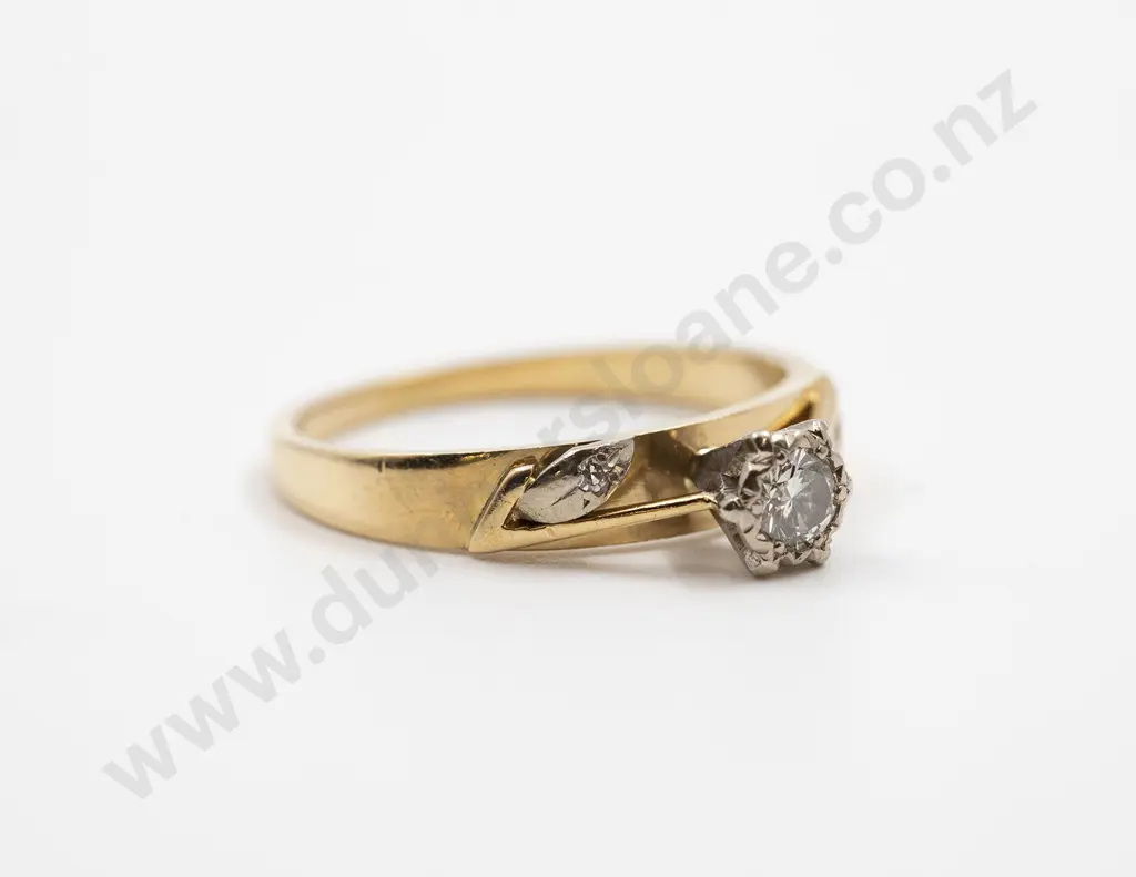 18ct Solitaire Diamond Ring Image 1++