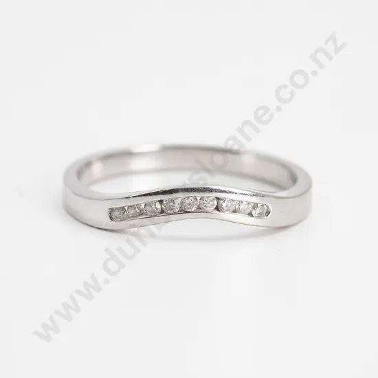 18ct White Gold Nine Stone Diamond Curve Band