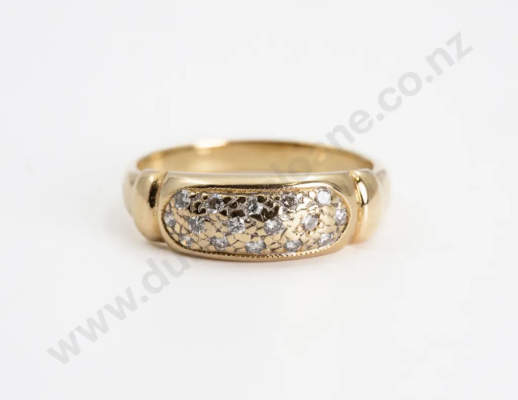 18ct 16stone Diamond Band Ring Image 1++