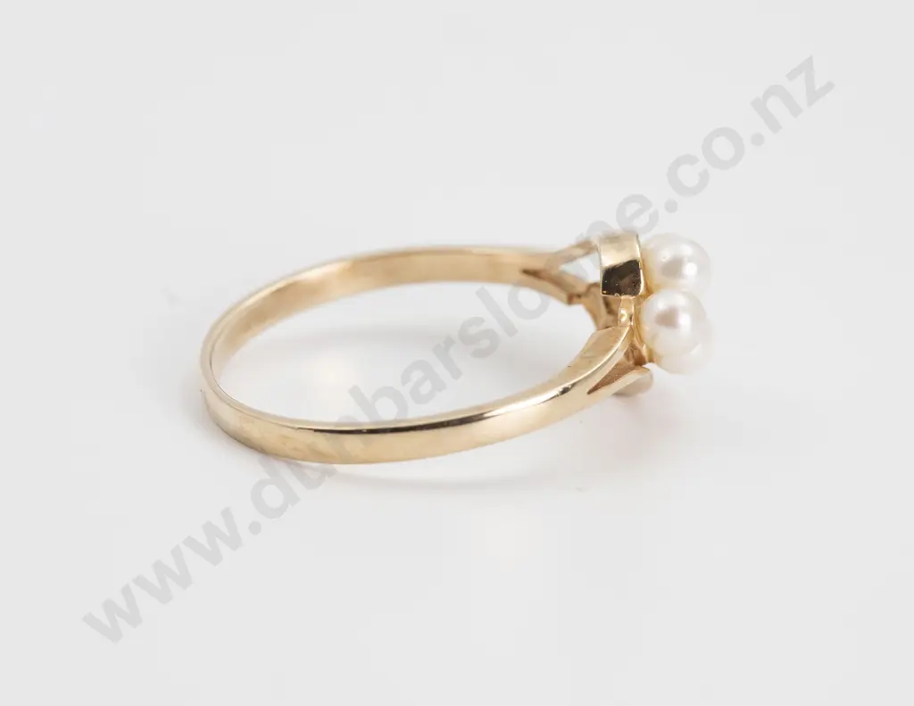 9ct Six Cultured Pearl Cross-Over Design Ring Image 1++