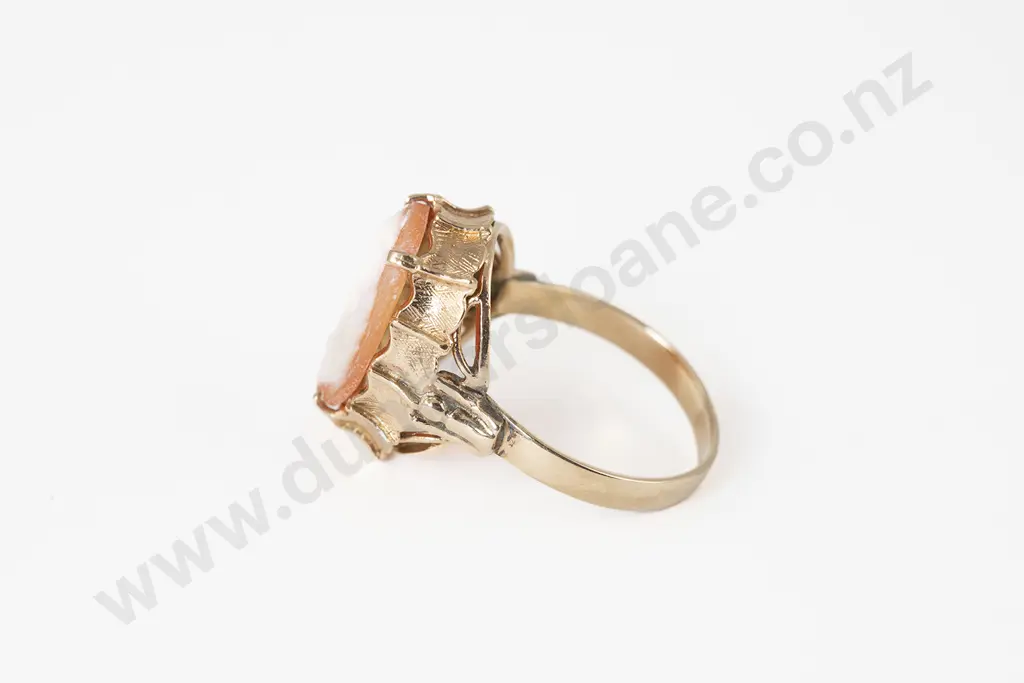 9ct Classical Portrait Cameo Dress Ring Image 1++
