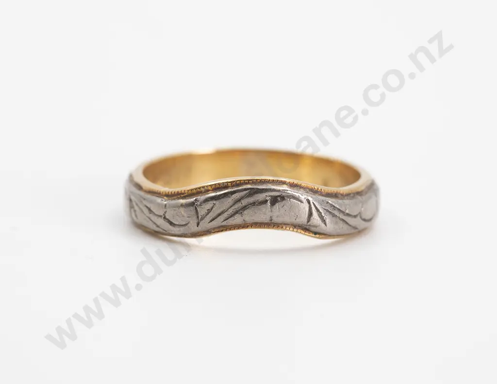 18ct and Palladium Curve Band Image 1++