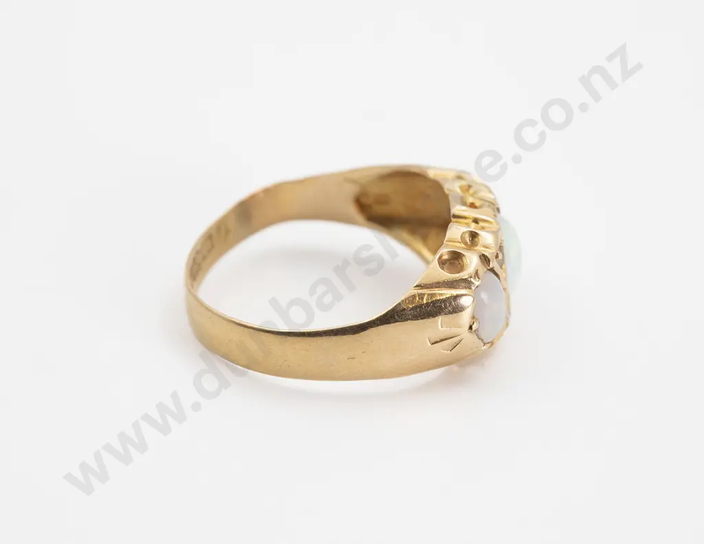 18ct Three Stone Opal Bridge Ring Image 1++