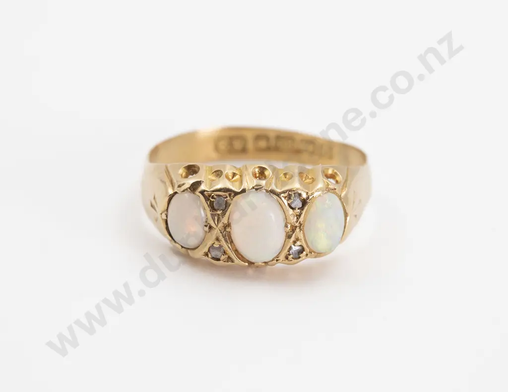 18ct Three Stone Opal Bridge Ring Image 1++