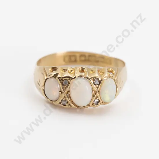 18ct Three Stone Opal Bridge Ring