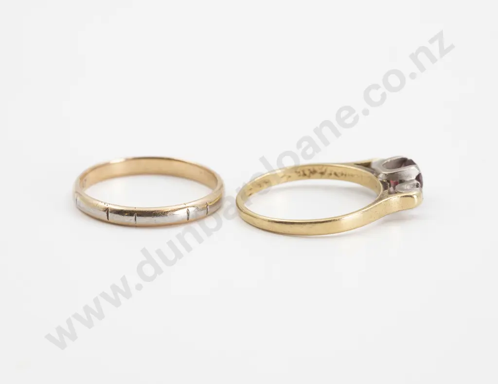 18ct and Platinum Wedding Band Image 1++