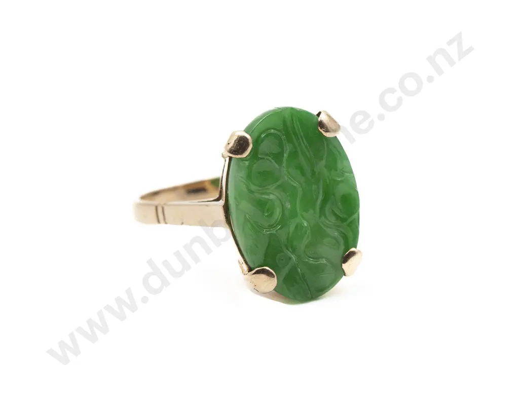 9ct Carved Apple Green Jade Oval Panel Ring Image 1++