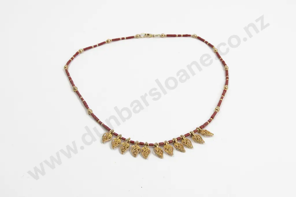 14ct Coral Necklace Image 1++