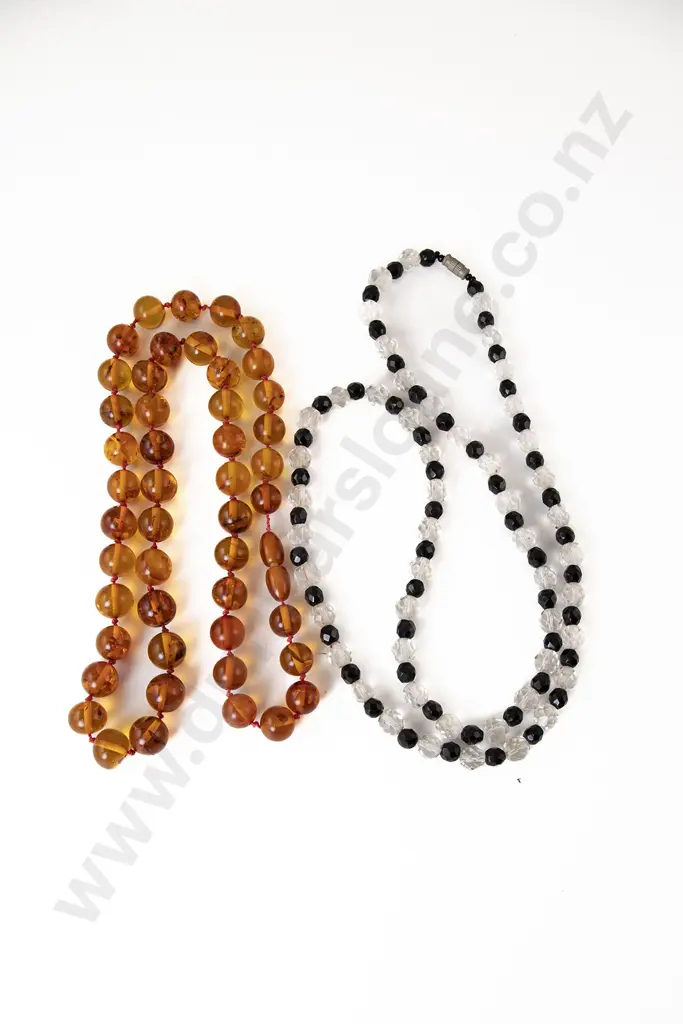 Single Strand Uniform Amber Bead Necklace Image 1++