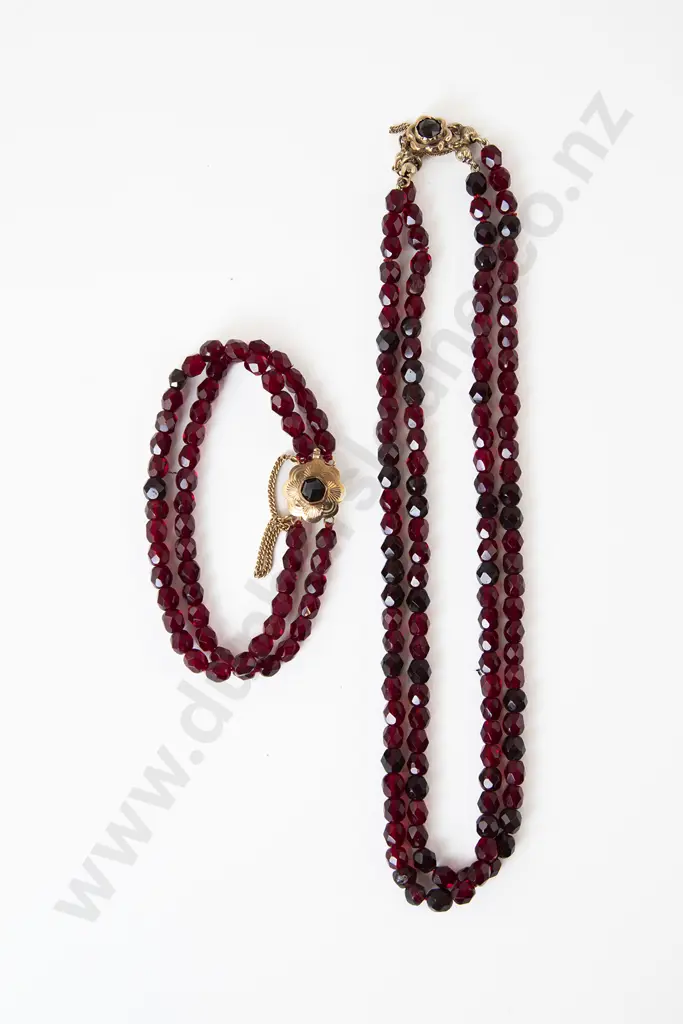 14ct Ruby Glass Bead Necklace Image 1++