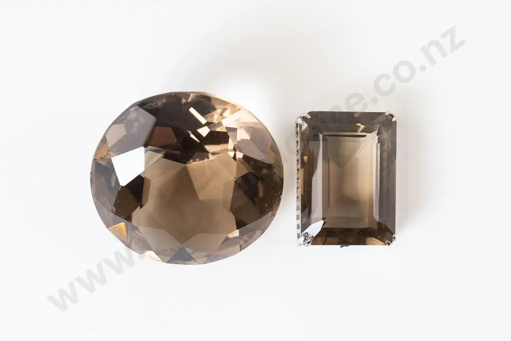 Two Large Unmounted Smokey Quartz Gems Image 1++
