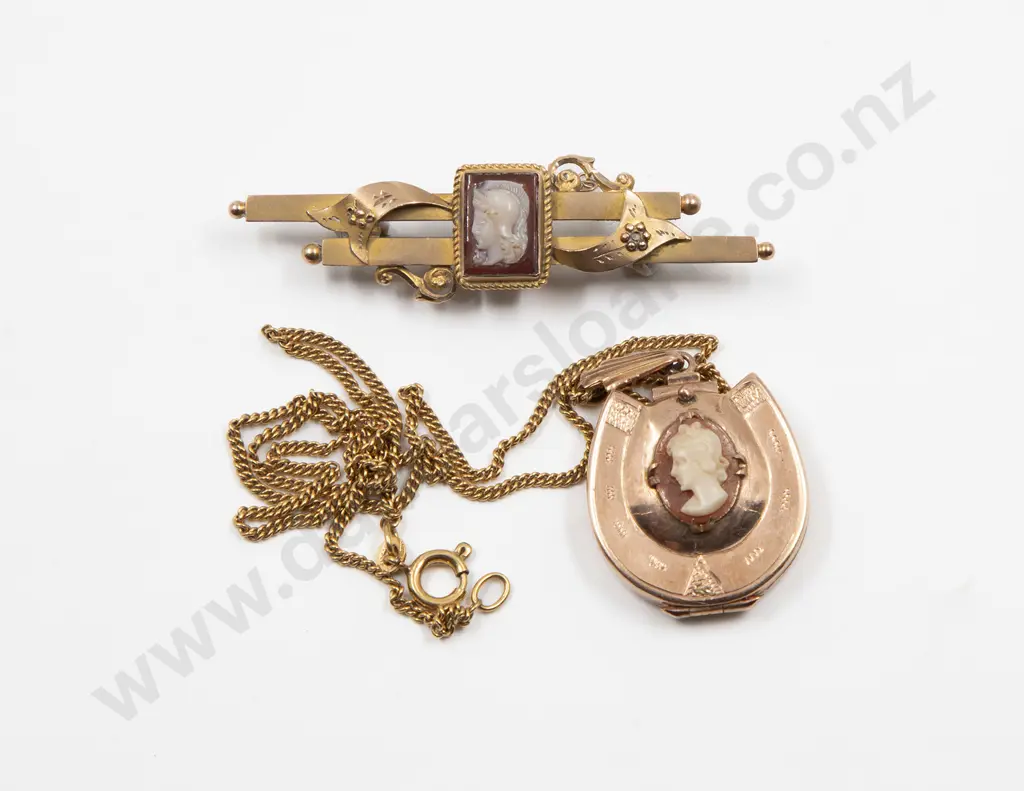 Victorian 9ct Double Cameo Bar Brooch and Locket Image 1++
