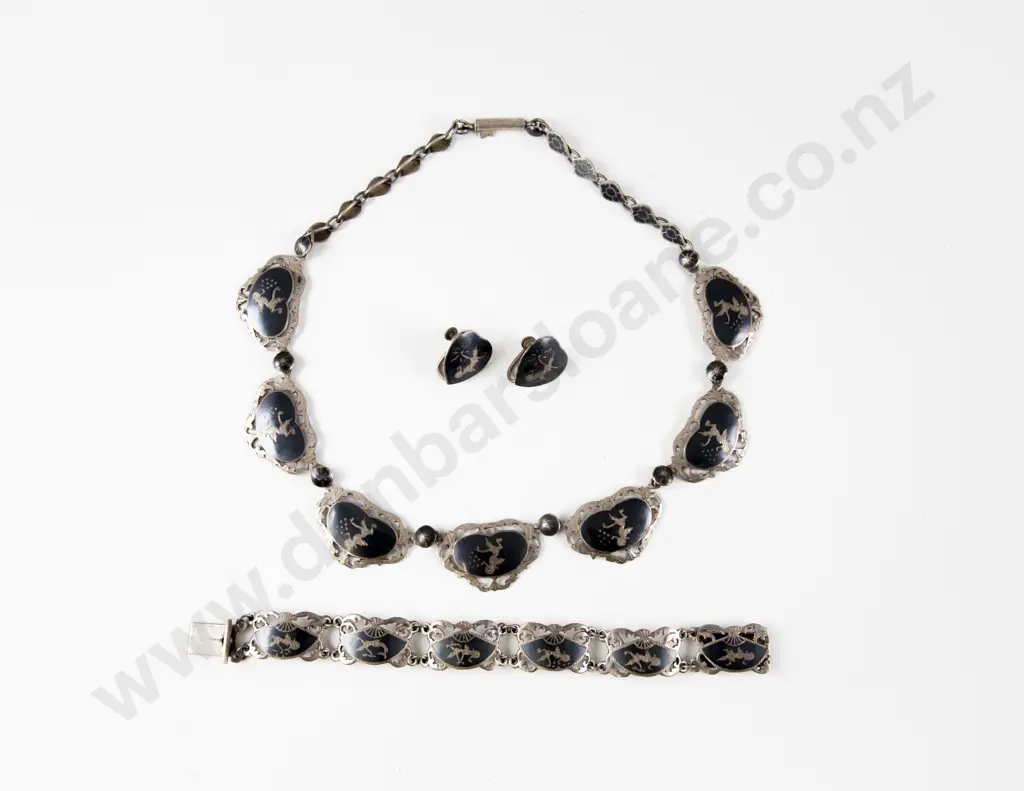 Vintage Siam Silver and Enamel Jewellery Image 1++