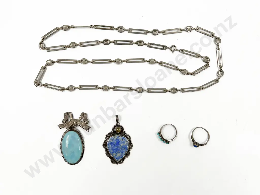 Probable Ruskin Pendant Image 1++