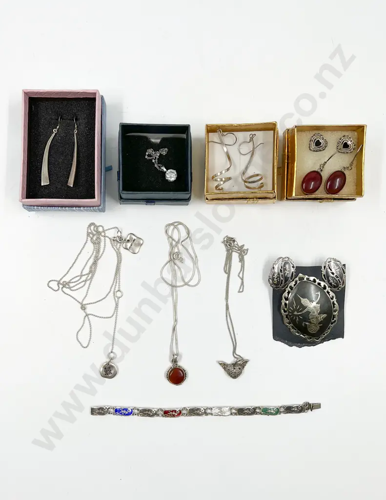 Assorted Silver Jewellery Image 1++
