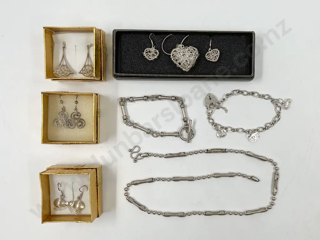 Assorted Silver Jewellery Image 1++