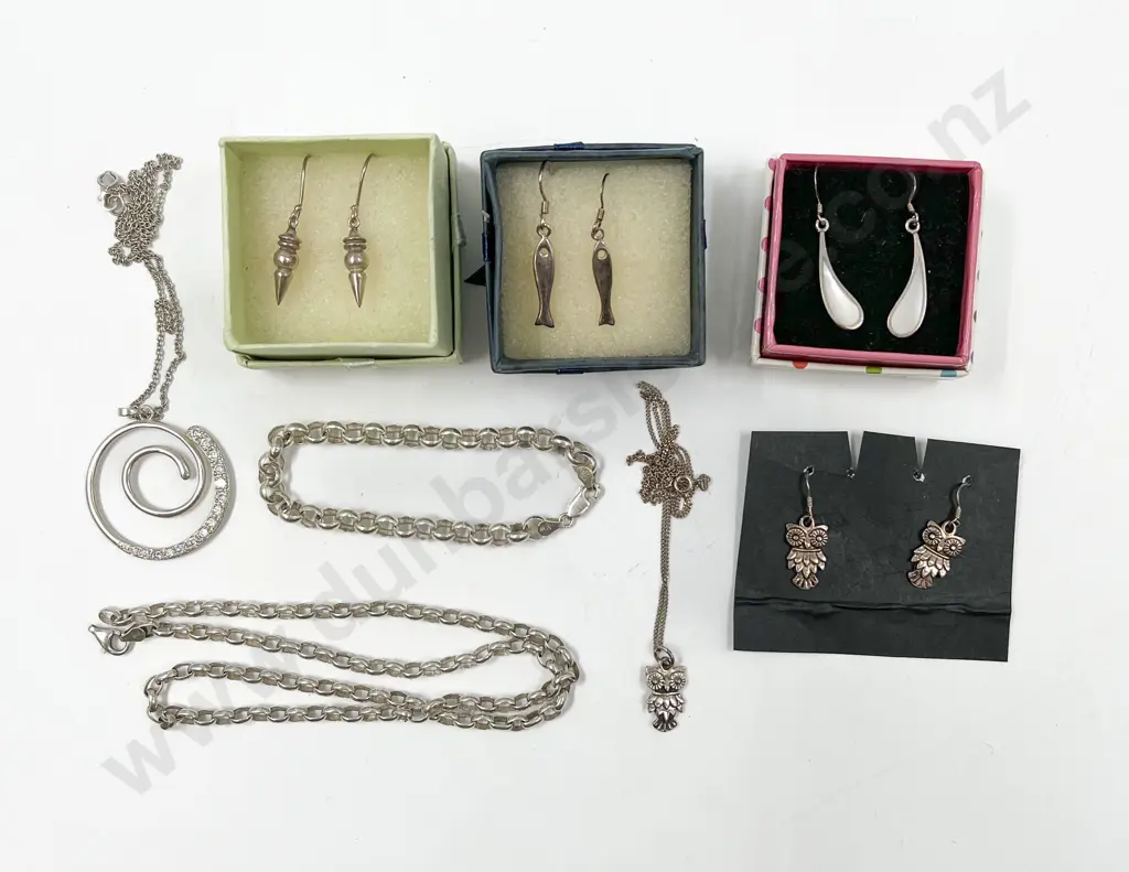 Assorted Silver Jewellery Image 1++